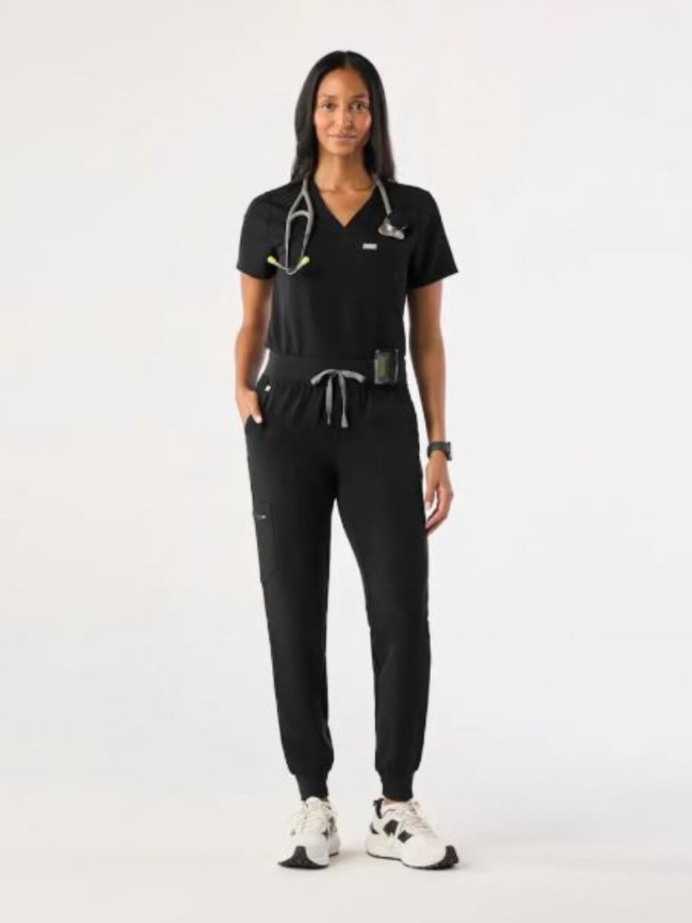 New Set - Catarina Top + Zamora Jogger Scrub Pants - Small